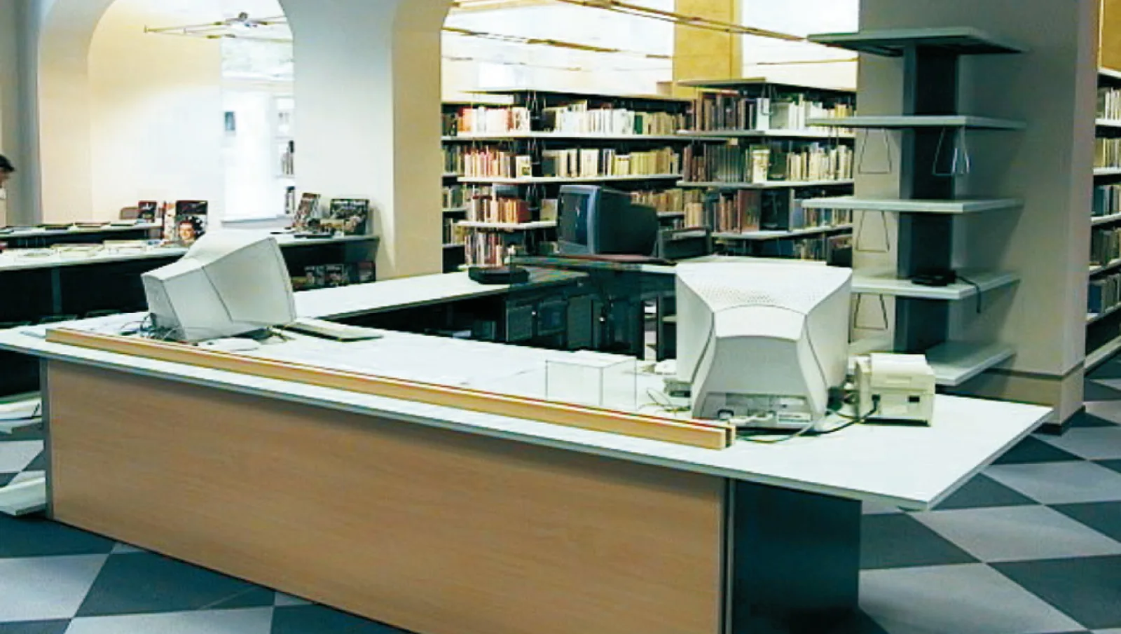 Verbuchungstheke — Stadtbibliothek Radebeul, Radebeul